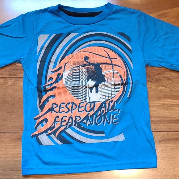 Basketball Shirt Size 4 - Picture 1 of 2